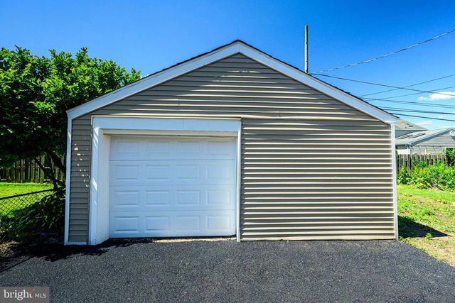 431 HOLMES RD, Morton, PA 19070