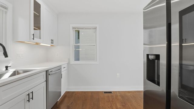 5633 JAMESTOWN RD, Hyattsville, MD 20782