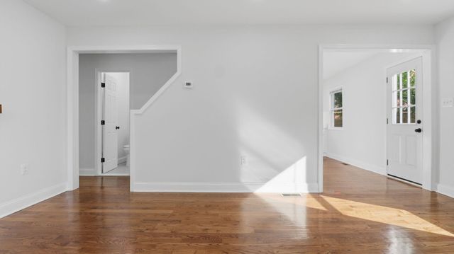 5633 JAMESTOWN RD, Hyattsville, MD 20782
