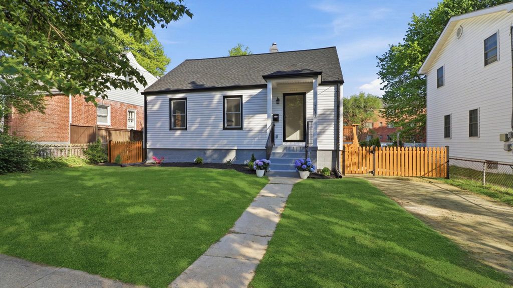 Image 2 of property listing at 5633 JAMESTOWN RD, Hyattsville, MD 20782