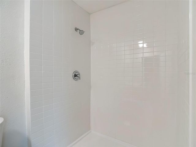 5903 LOUISIANA AVENUE, New Port Richey, FL 34652