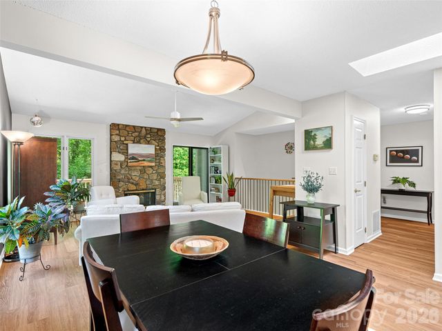 101 Beaver Ridge Road, Asheville, NC 28804