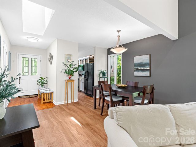 101 Beaver Ridge Road, Asheville, NC 28804