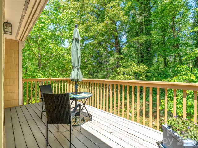 101 Beaver Ridge Road, Asheville, NC 28804