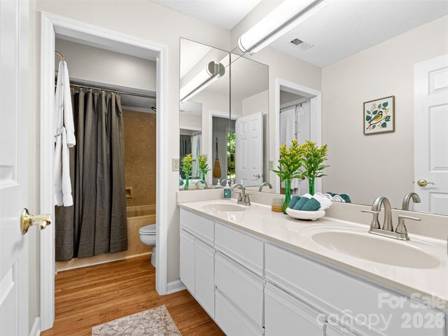 101 Beaver Ridge Road, Asheville, NC 28804