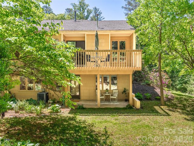 101 Beaver Ridge Road, Asheville, NC 28804