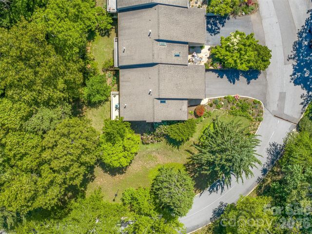 101 Beaver Ridge Road, Asheville, NC 28804