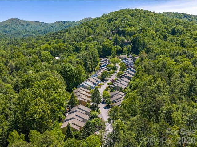 101 Beaver Ridge Road, Asheville, NC 28804