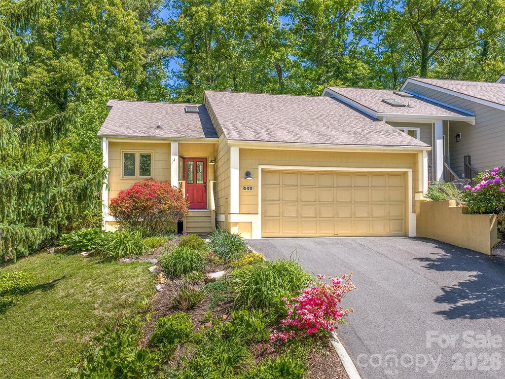 101 Beaver Ridge Road, Asheville, NC 28804