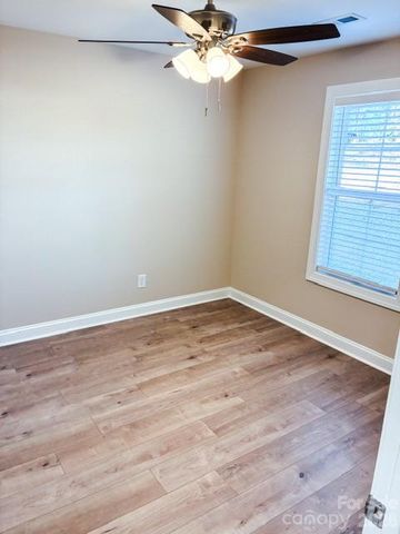 816 Evergreen Avenue, Kannapolis, NC 28081