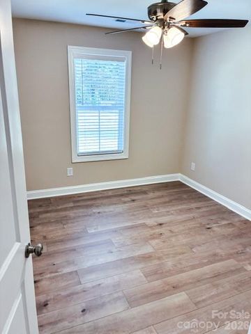 816 Evergreen Avenue, Kannapolis, NC 28081