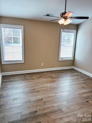 816 Evergreen Avenue, Kannapolis, NC 28081