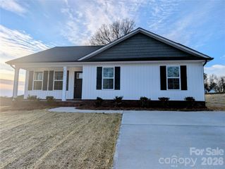 816 Evergreen Avenue, Kannapolis, NC 28081