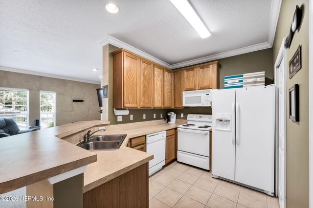 92 JARDIN DE MER Place 92, Jacksonville Beach, FL 32250