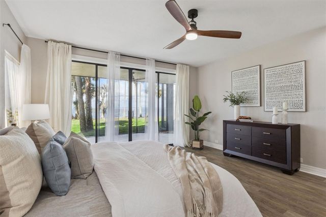 303 WATERWOOD DRIVE, Yalaha, FL 34797