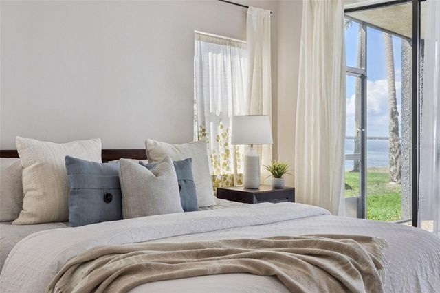 303 WATERWOOD DRIVE, Yalaha, FL 34797