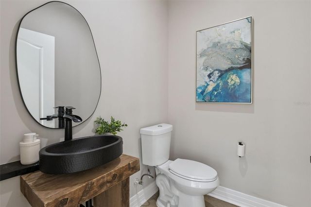 303 WATERWOOD DRIVE, Yalaha, FL 34797