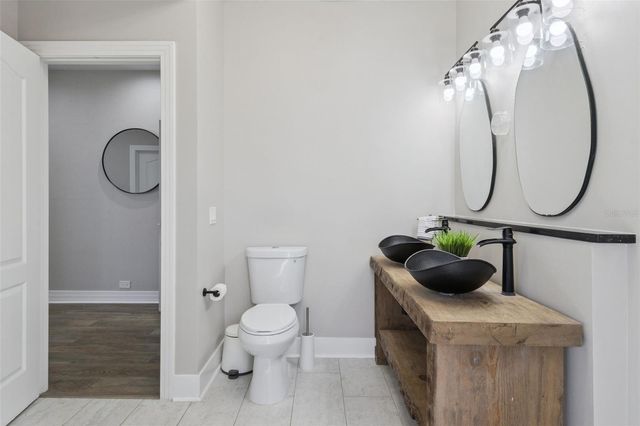 303 WATERWOOD DRIVE, Yalaha, FL 34797