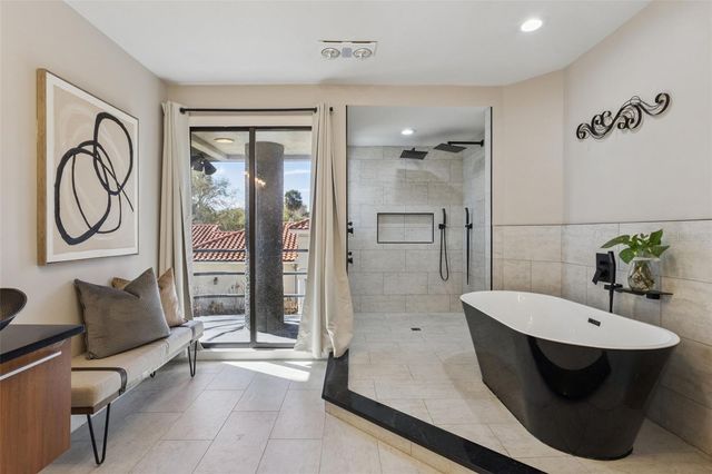 303 WATERWOOD DRIVE, Yalaha, FL 34797