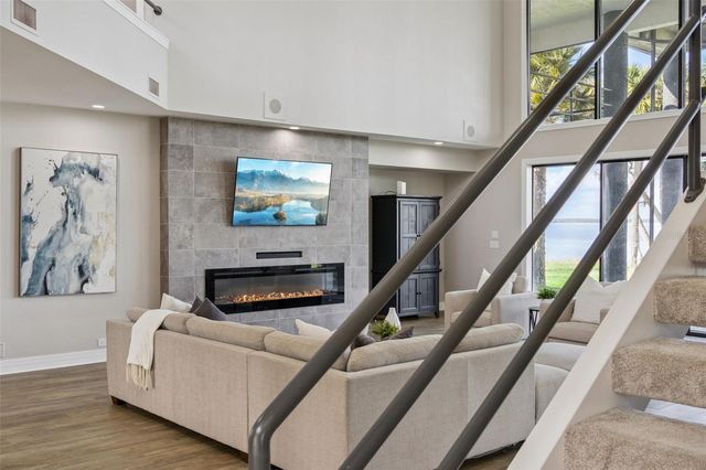 303 WATERWOOD DRIVE, Yalaha, FL 34797