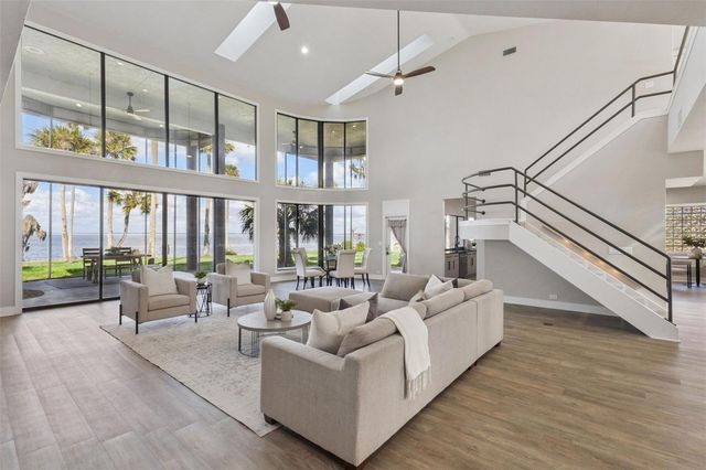 303 WATERWOOD DRIVE, Yalaha, FL 34797