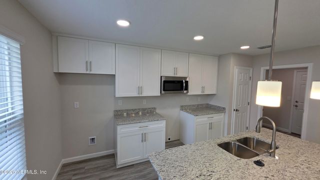 8112 PASCHAL Street, Jacksonville, FL 32220