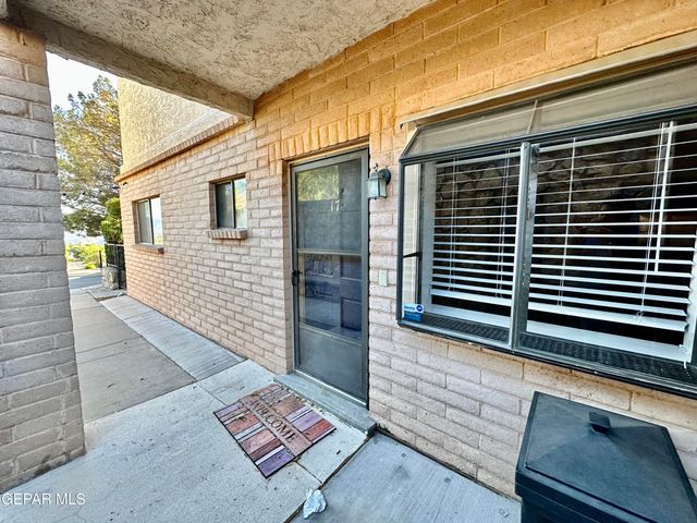 4614 N Stanton Street C-17, El Paso, TX 79902