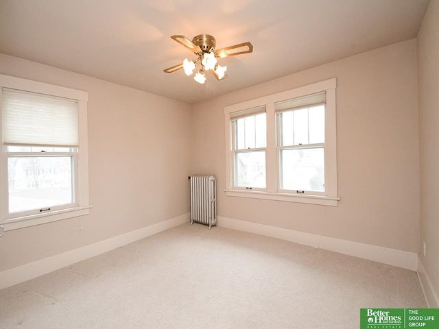 506 S 57 Street, Omaha, NE 68106