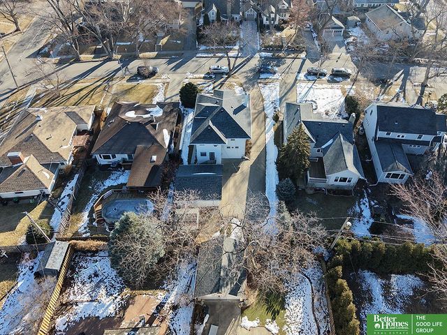 506 S 57 Street, Omaha, NE 68106