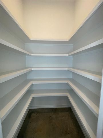 236 Dipping Vat Road, Huntsville, TX 77358