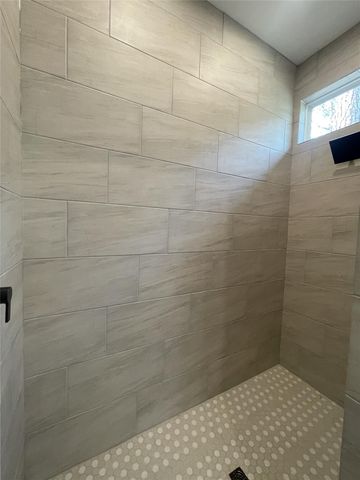 236 Dipping Vat Road, Huntsville, TX 77358