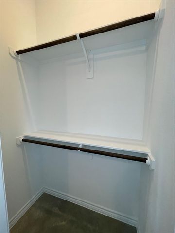 236 Dipping Vat Road, Huntsville, TX 77358