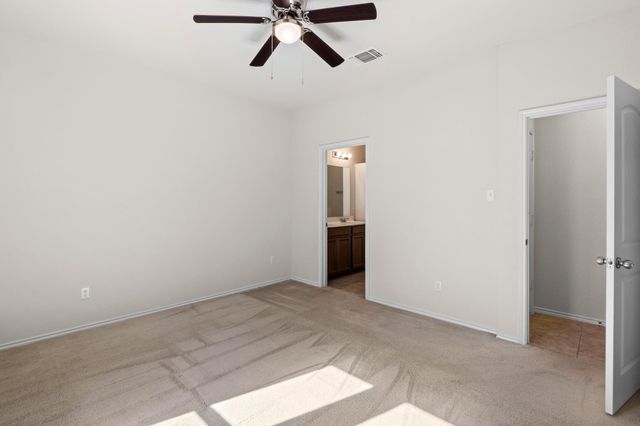 329 La Dera DR, Liberty Hill, TX 78642