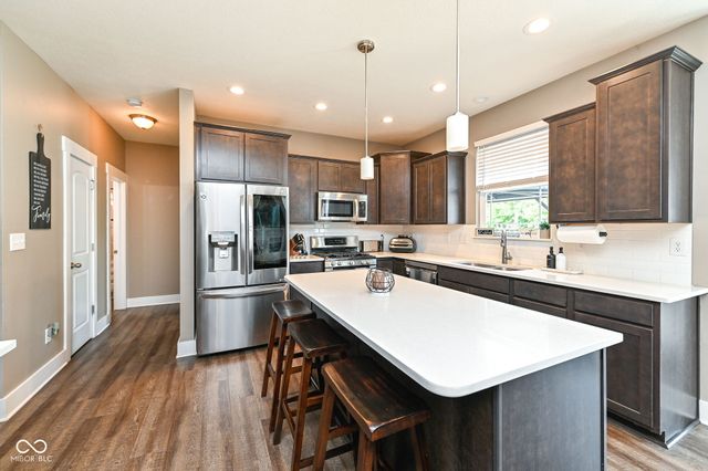 1664 Devonshire Avenue, Avon, IN 46123