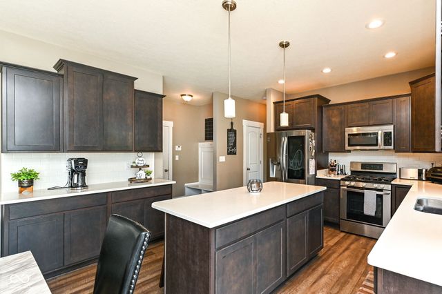 1664 Devonshire Avenue, Avon, IN 46123