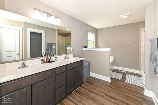 1664 Devonshire Avenue, Avon, IN 46123