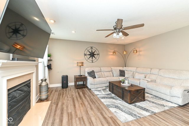 1664 Devonshire Avenue, Avon, IN 46123