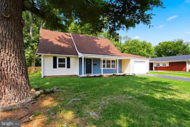 21 GLENVIEW LN, Willingboro, NJ 08046
