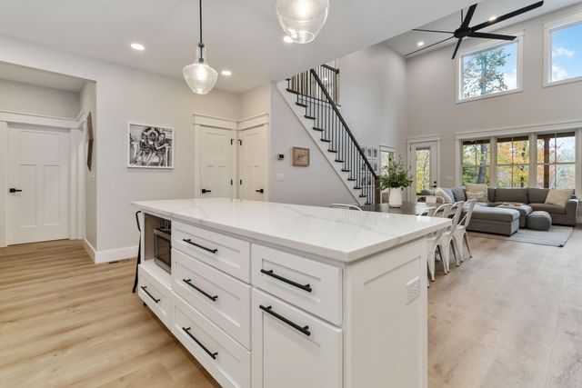 368 Peach Tree Lane, Russell Springs, KY 42642