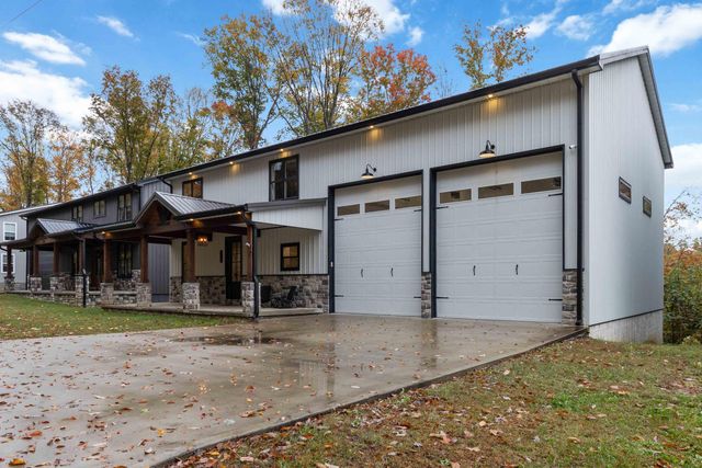 368 Peach Tree Lane, Russell Springs, KY 42642