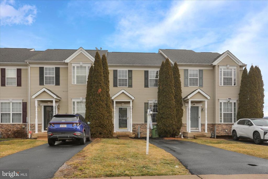 164 BRUAW DR, York, PA 17406