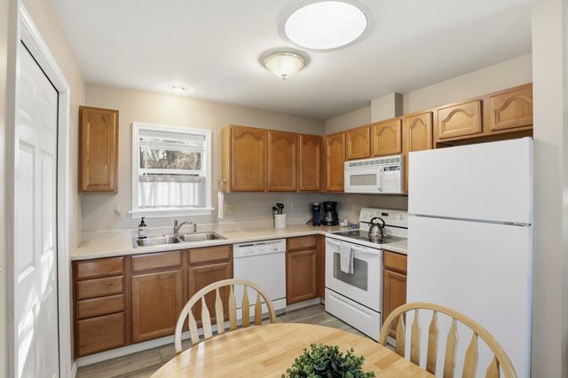 1401 S Monroe St, Spokane, WA 99204