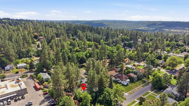 1401 S Monroe St, Spokane, WA 99204