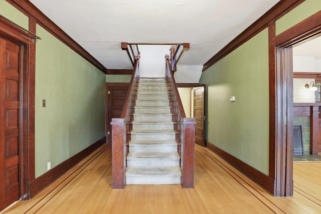 1401 S Monroe St, Spokane, WA 99204