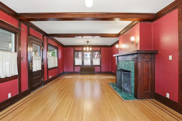 1401 S Monroe St, Spokane, WA 99204