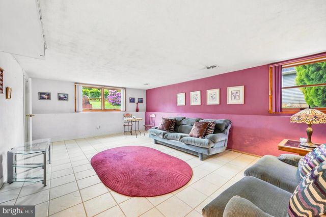 243 BUCKBOARD RD, Willow Grove, PA 19090
