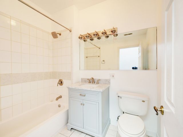 757 S Independence Boulevard 3S, Chicago, IL 60624