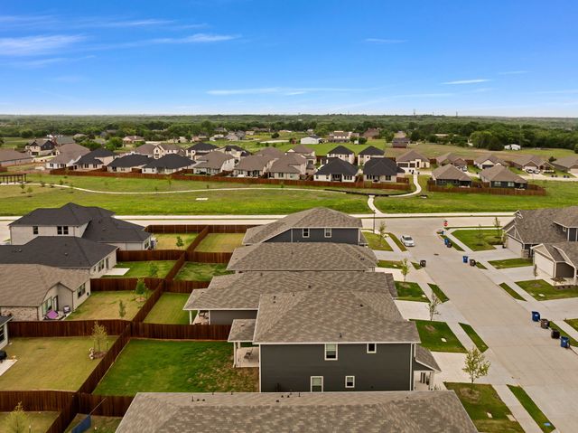 960 Summer Drive, Lavon, TX 75166