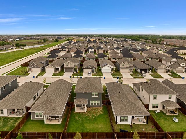 960 Summer Drive, Lavon, TX 75166