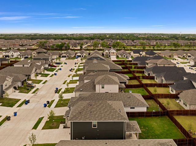 960 Summer Drive, Lavon, TX 75166